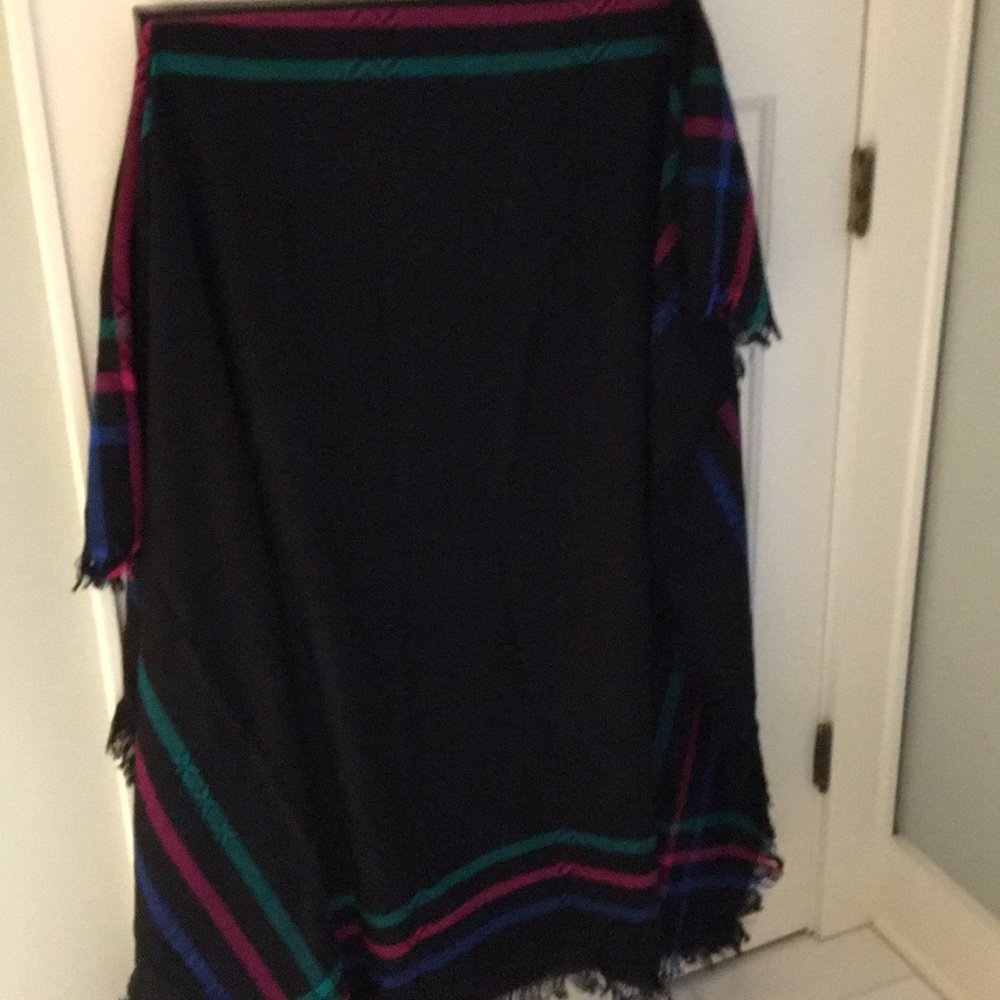 Gorgeous Italian woven scarf/throw with fringe.